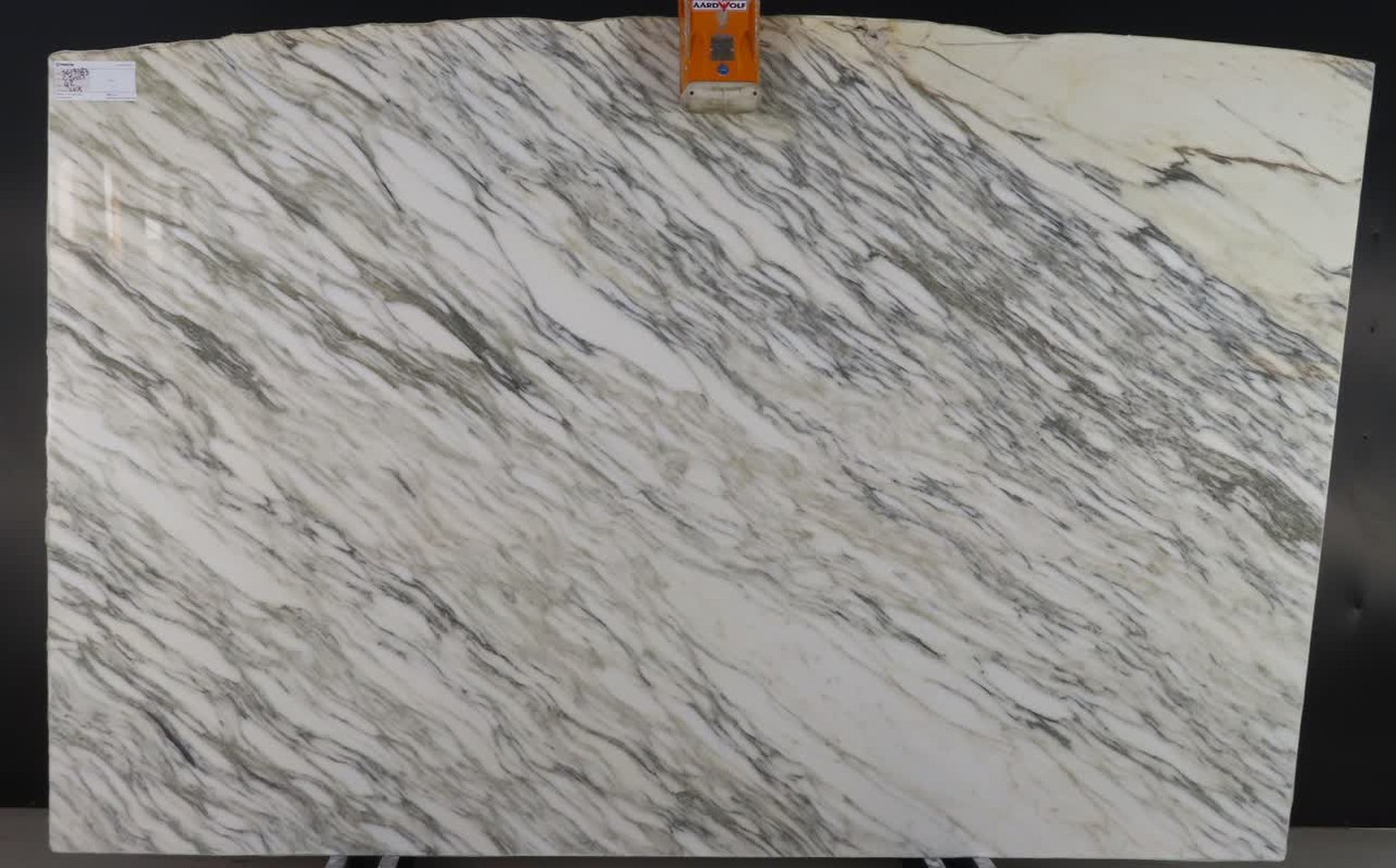 Slab CALACATA TUCCI Lastre Lucide 2 Cm0